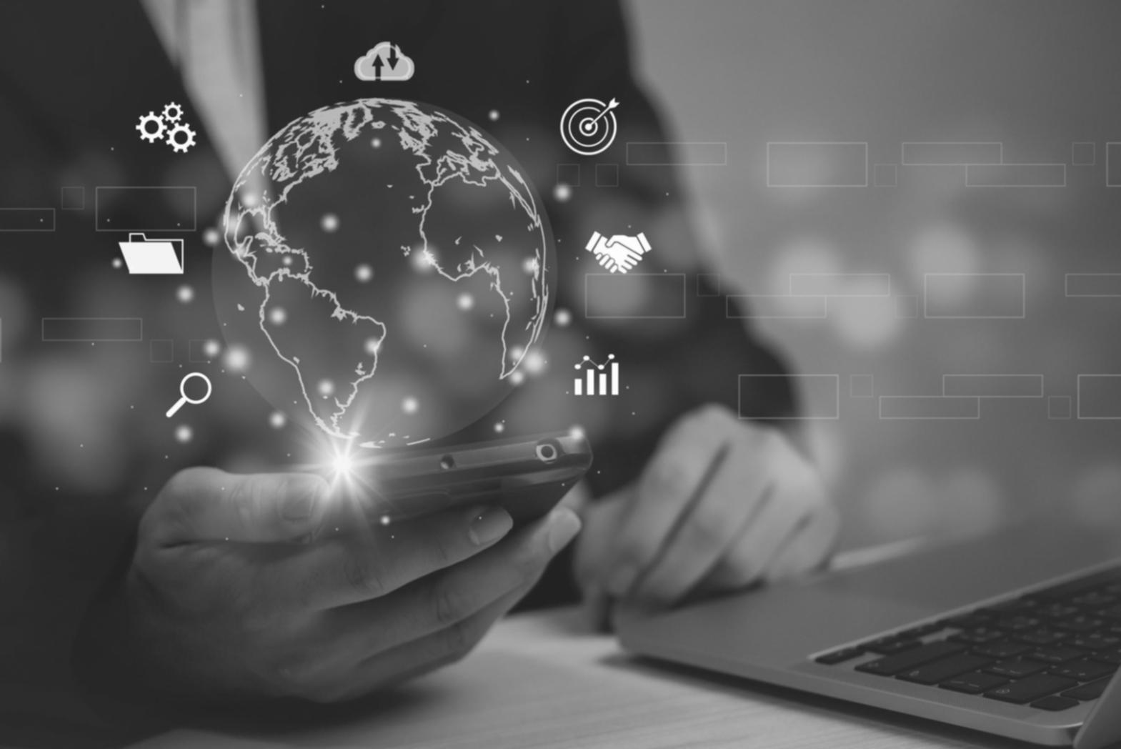 Workshop-Teilnehmer beim gemeinsamen Arbeiten an KI-Projekten